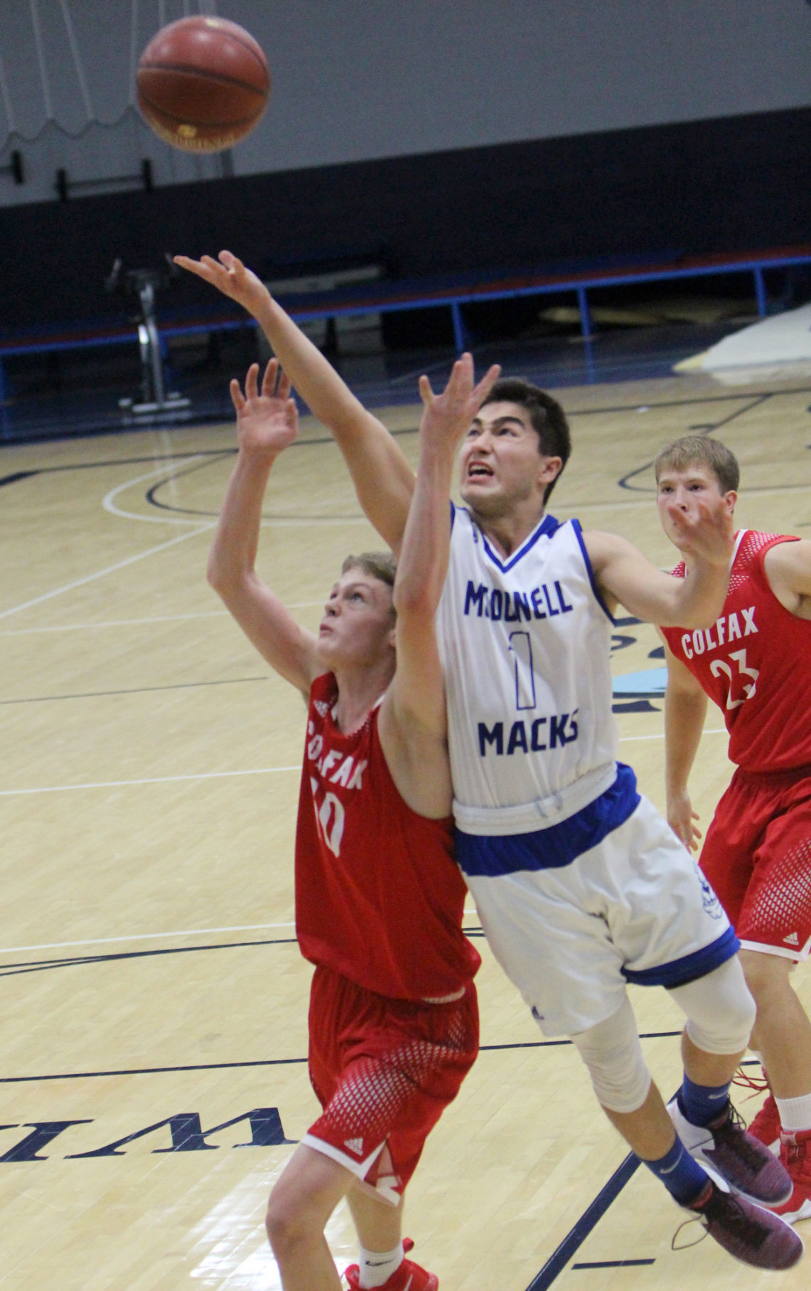 McDonell boys basketball vs Colfax at UW-Stout 12-1-18